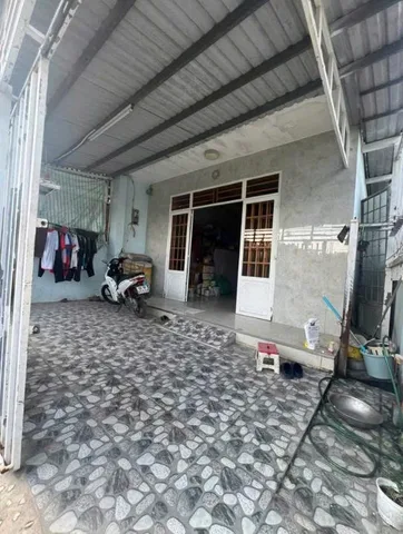Cần tiền kinh doanh, bán nhà hẻm oto ở Xuân Thới Sơn Hóc Môn, dt 109m2, giá 800 triệu, SHR