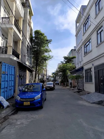 Bán đất đường 827 Phú Hữu giáp ranh Q.2