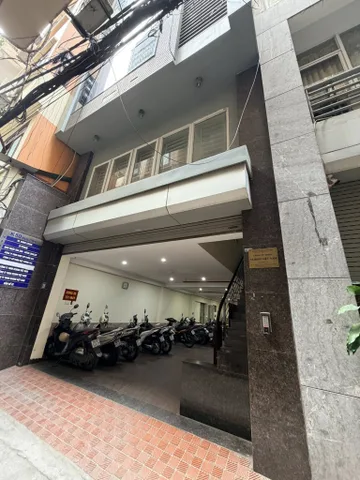 BÁN TÒA NHÀ PHỐ XÃ ĐÀN. 120M2 XÂY 10 TẦNG. THANG MÁY. THÔNG SÀN.
