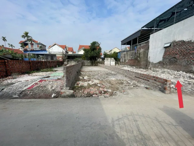 10/1/2026.Bán đất 90m² ngang 4,2m.giá 1.65 tỷ Phường Nam Triệu. lập lễ. liên hệ 0362558882