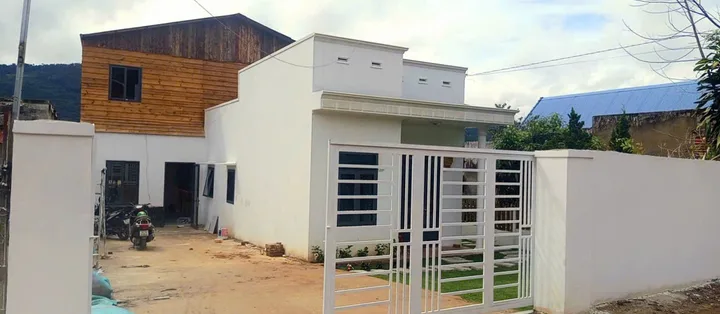 Bán nhà sân vườn có view khu dân cư Hiệp An, đi trung tâm Đà Lạt 10km