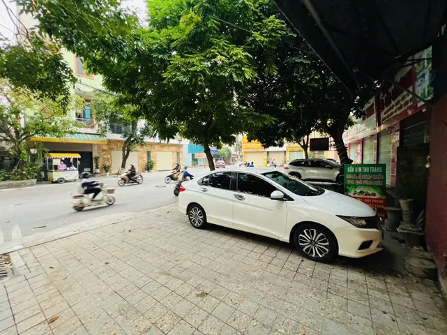 Bán 84.5m đất tặng nhà cấp 4 mặt đường lê phụng hiểu. Phường kinh bắc tỉnh bắc ninh