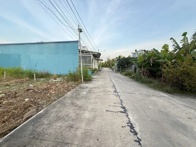 Bán miếng đât trung tâm phường Trảng Bàng , 135m2 , 580 triệu, sổ hồng riêng