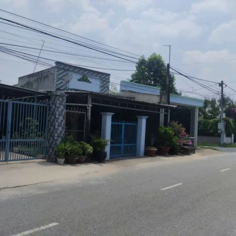 Bán căn nhà ngay Trảng Bàng giá 900triệu bán kính 1km có đầy đủ tiện ích