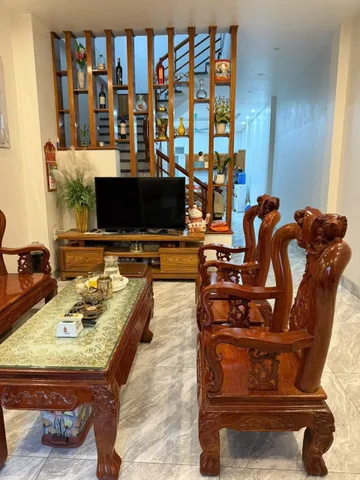 Bán nhà 79.9m² ngang 4.55m giá 5.3 tỷ Phường Việt Trì