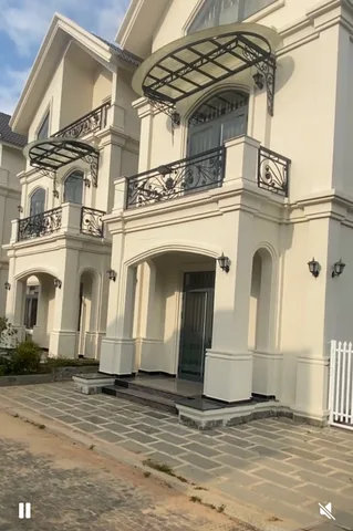Bán nhà 202m² có sẵn 200m² thổ cư ngang 10m giá 11 tỷ tại Phường Lang Biang - Đà Lạt