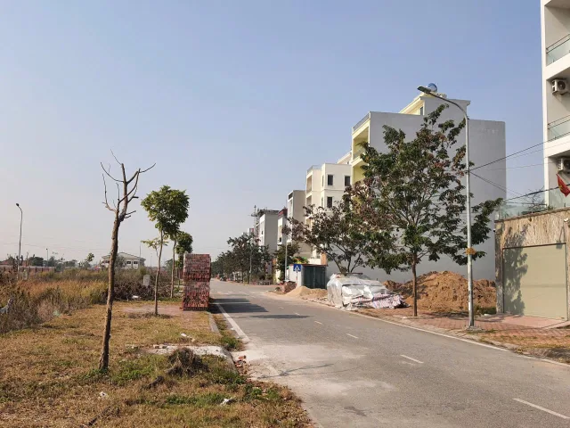 Bán đất khắc niệm 2 đường 17m TP Bắc Ninh 93m2 mặt 5.5m giá 7,35 tỷ