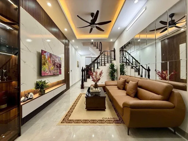 ✨ TRUNG TÂM ĐỐNG ĐA - 4 NGỦ- GẦN ĐH Y - Ở NGAY - 9.8 tỷ