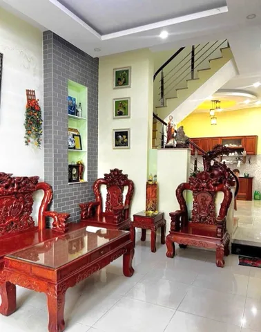 BÁN NHÀ ĐẸP CẠNH TÂ.N KỲ TÂN QUÝ - HẺM XE HƠI - NH - 4PN - ( 5X12M )