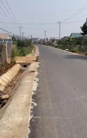 Đất nhà vườn 30x34m (đã có 300 m2 đất thổ cư) mặt tiền đường nhựa, xã Nam Hà - Lâm Hà - Lâm Đồng