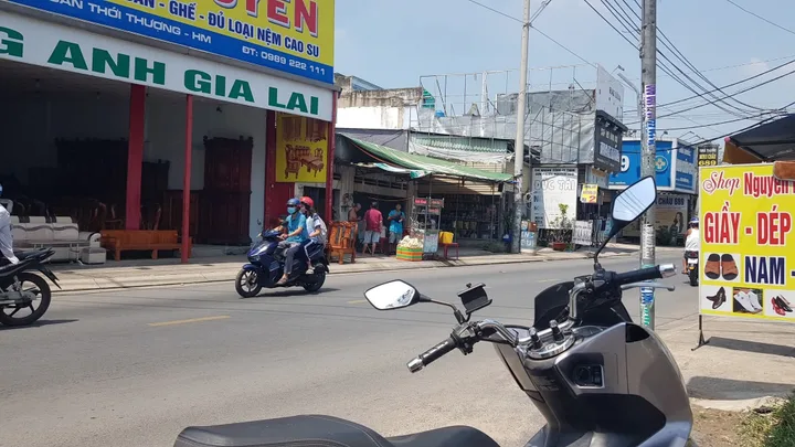 🟥CHỦ GỬI NHÀ ĐẤT 2 MẶT TIỀN PHAN VĂN HỚN  1100m² ngang 16mX70m giá 90 tỷ Xã Bà Điểm cần quỹ đất lớn lớn tý cái này đẹp