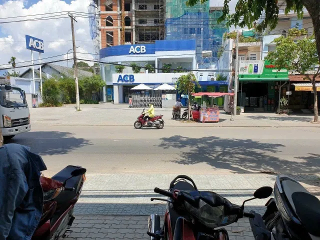 🔴Bán nhà mặt tiền Nguyễn Ảnh Thủ, Bà Điểm 5x17m kinh doanh trục lớn gần chợ 9 tỷ