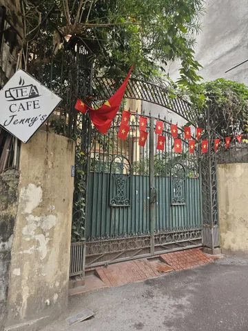 BÁN NHÀ ĐƯỜNG GIÁP NHẤT. THANH XUÂN. 185M2 - 4 TẦNG. GARA Ô TÔ.