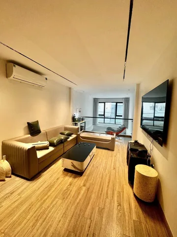 Bán nhà Tư Đình 50m² full thổ cư ngang 3.5m giá 21.6 tỷ tại Đường Tư Đình Phường Long Biên (MUA/BÁN BĐS nhắn tin Zalo 0862299066)