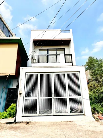 BÁN NHÀ 1 TRỆT 1 LẦU 64M2 HẺM Ô TÔ TRÁNH ĐƯỜNG 16 LINH ĐÔNG SÁT PHẠM VĂN ĐỒNG, GIÁ 5.5 TỶ