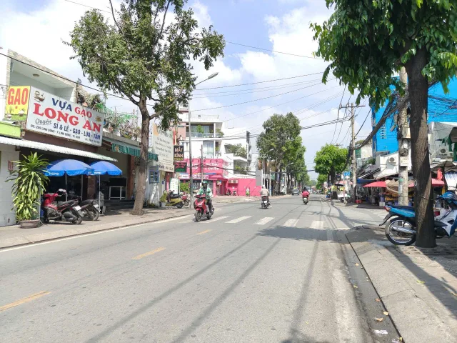 Giảm 400tr Bán nhanh nhà 3T Chủ xây tâm huyết hẻm ô tô Né đường Số 24, Phường Linh Đông. An cư lý tưởng.