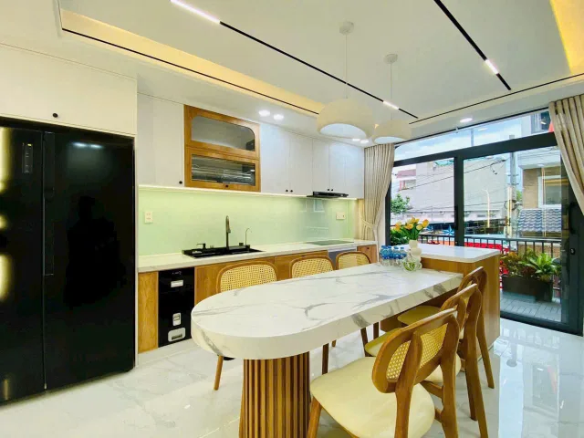 Bán nhà riêng 3PN, 3WC, 49,2m2 tại Phan Đăng Lưu, Phú Nhuận, sổ hồng riêng, dọn vào ở ngay