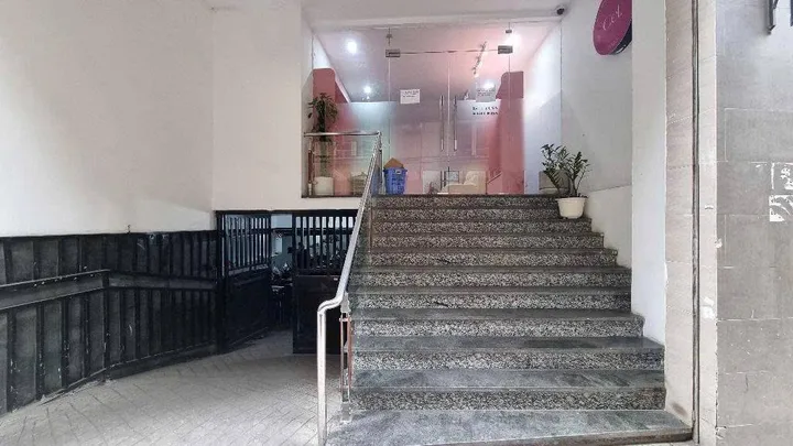 BÁN TÒA NHÀ CHDV ĐƯỜNG TRẦN DUY HƯNG. 160M2 - 8 TẦNG. THANG MÁY. MT 8M.