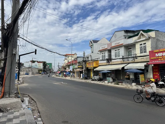 Bán 82m2 mặt tiền thủ khoa huân, phú thuỷ trung tâm kinh doanh sầm uất nhất