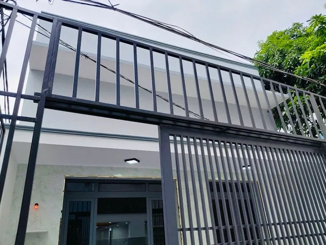 Bán nhà gấp 2 Tầng Văn Thân Quận 6