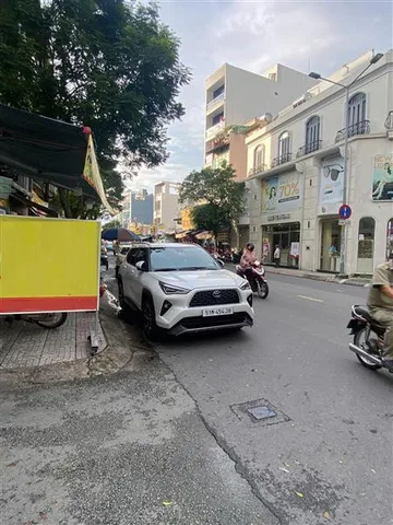Bán nhà gấp 4 tầng Mt Vườn Lài Tân Phú