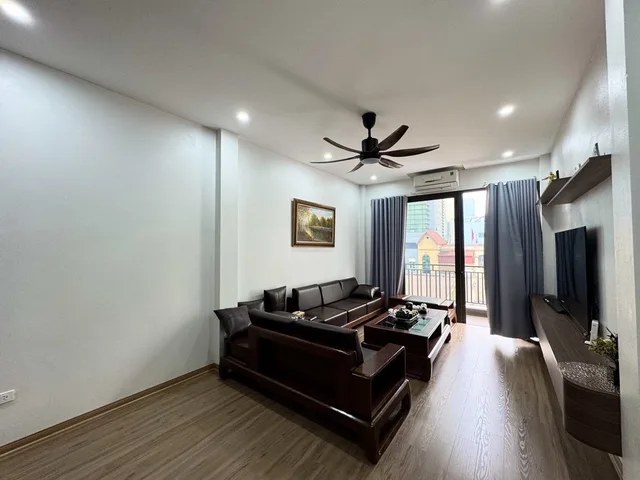 Bán nhà 60m² full thổ cư ngang 4m giá 27 tỷ tại Phường Láng
