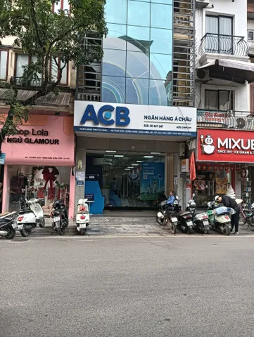 Bán nhà mặt phố Quang Trung, tp Uông Bí, DT 185m2 MT 6.6m, Văn phòng hoặc Kinh doanh, 16.2 tỷ