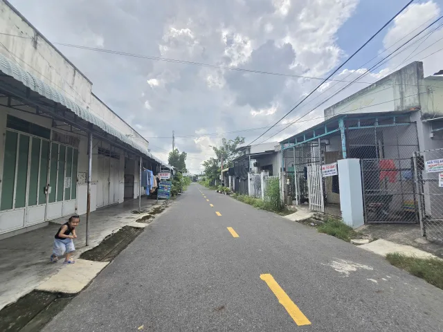 Bán nhà 286m² full thổ cư ngang 11m giá 2 tỷ tại Xã Cầu Khởi
