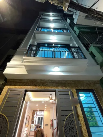 NHÀ THANG MÁY 7 TẦNG ĐƯỜNG LÁNG - 12.8 TỶ