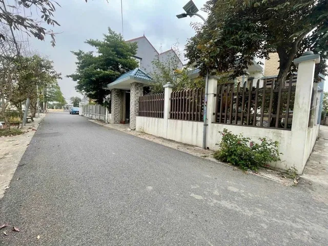 Bán biệt thự view hồ Đại Đồng Văn Lâm