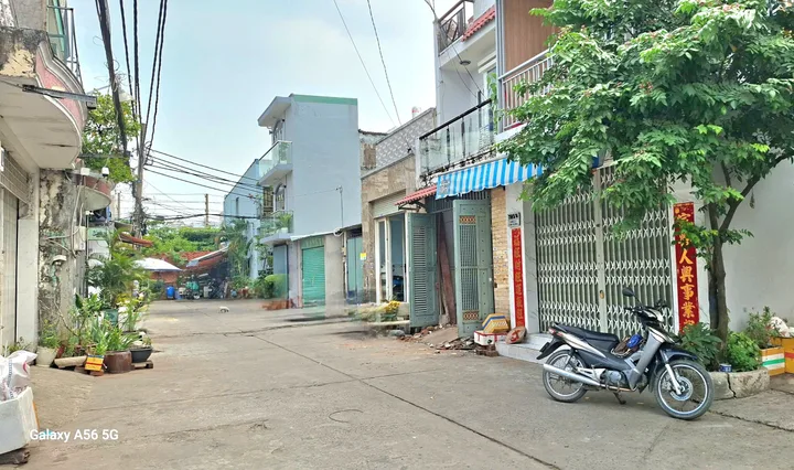 Nhà đúc kiên cố Hương Lộ 2, Dt (4×17m). Đường rộng 8m Shr Nhỉnh 5 T