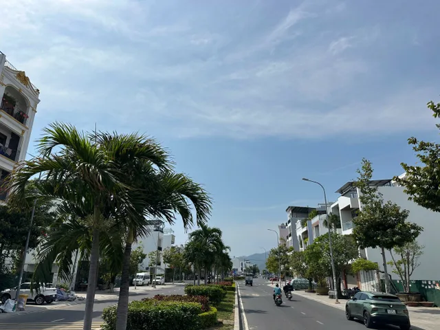 Bán nhà 108.9m² full thổ cư ngang 6m giá 18.5 tỷ tại Phường Nam Nha Trang