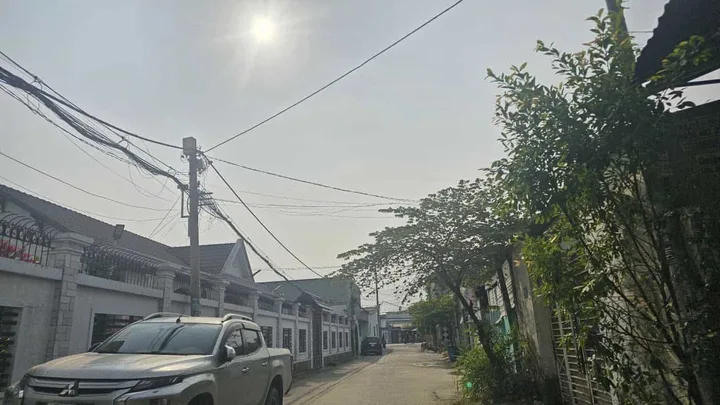 Bán đất Hà Huy Giáp Thạnh Xuân Quận 12, DT 4.5x22, hẻm rộng 2 xe tải tránh nhau, cách mặt tiền 50m, xây CHDV, giá tốt.