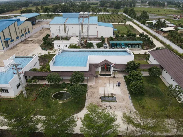 Bán nhà máy thức ăn gia súc, phân bón công nghệ tại Đức Huệ 4.5ha giá 170 tỷ