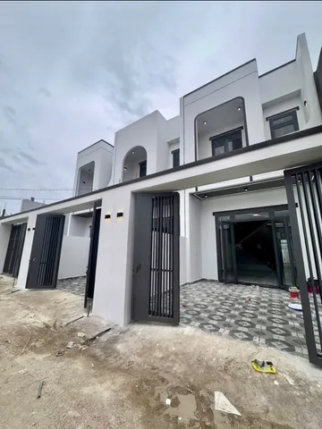 Nhà trả góp chỉ với 700 triệu ngay Cổng 11- P.Phước Tân, Nhà có GPXD và Hoàn Công