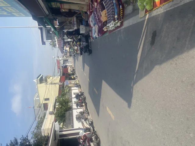 Ngay chợ 85m2 chỉ hơn tỏi 
Lh 0898266583