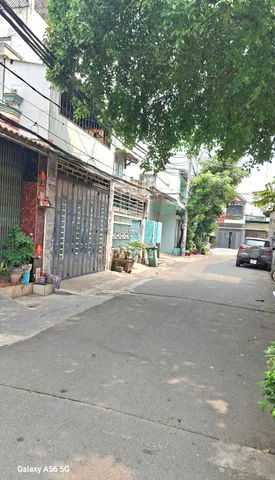 Nhỉnh 4T, ngang 5m Dt 100m2. Nhà Tỉnh Lộ 10, hẻm xe hơi tận nhà Shr