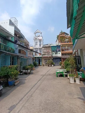 BÁN NHÀ 3 TẦNG LIÊN TỈNH 5-QUẬN 8-HÊM XE HƠI-DT 38M2-KHU HIẾM NHÀ BÁN- SỔ VUÔNG A4-CHỈ 5,8 TỶ.