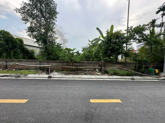 📣  Bán đất mặt đường Lạng Côn 100m² full thổ cư ngang 5m giá 25.4 tỷ tại Xã Kiến Minh