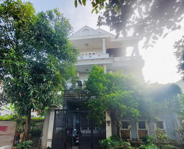 SEMI-DETACHED VILLA 129m2 BIỆTTHỰVƯỜN – PHẠMVĂNĐỒNG THỦĐỨC–  3TẦNG 6PN 4WC 17TỶ