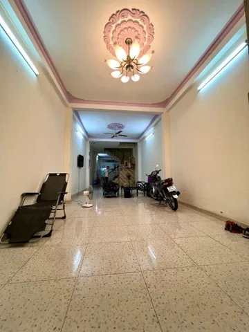 Bán nhà 100m² full thổ cư ngang 4m giá 14.7 tỷ tại Đường Tên Lửa Phường An Lạc