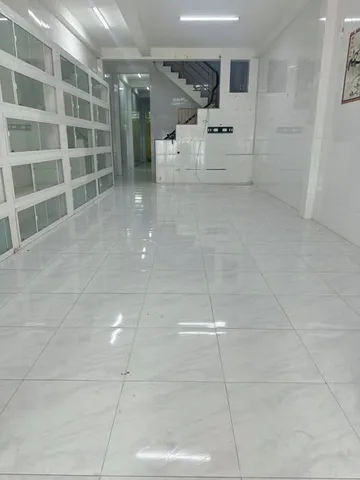 Cho thuê Nhà 1 trệt 1 lầu gần chợ trung tâm TP Bến Tre.Gía 9 triệu