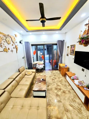 🚗 BÁN NHÀ PHỐ 4 TẦNG - 56M2( 4*14), HOÀN CÔNG, 5PN, 4WC - NHÀ MẶT TIỀN KINH DOANH - NHÀ ĐẸP - HẺM XE HƠI - GẦN CHỢ, UBND P. LONG TRƯỜNG, THỦ ĐỨC. (A)