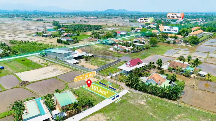 0763615365 Bán đất 151.4m² có sẵn 140m² thổ cư ngang 8m giá 390 triệu tại Xã Hòa Trí ĐG