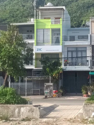 Bán nhà 60m² full thổ cư ngang 5m giá 6.6 tỷ tại Phường Nam Nha Trang