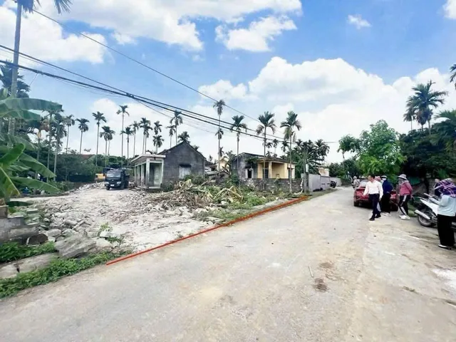 Bán 69 m Liên Khê Thuỷ Nguyên cách đường thôn trải nhựa 20 m .k lỗi lầm.l/ h :076.231.9990 e Thúy