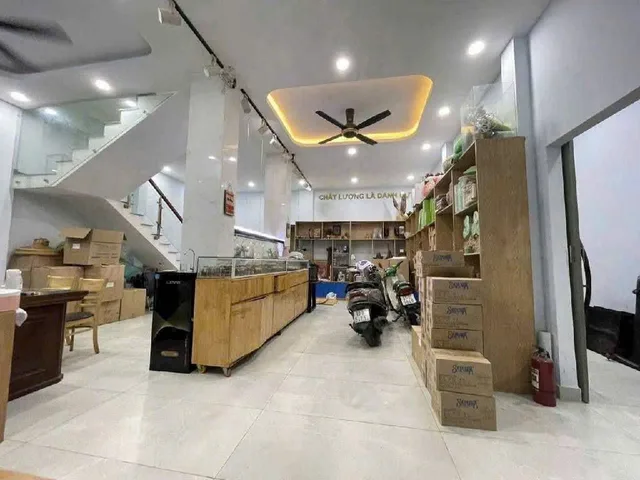 Lê Văn Quới Ngã 4 Bốn Xã - DT: 76m2 (8,5mx9m) - Hẻm 7m - 3PN - SHR Nhỉnh 6 Tỷ TL Mạnh