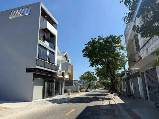 Bán đất 98.1m² có sẵn 94.3m² thổ cư ngang 5m giá 2.89 tỷ tại Phường Tam Long