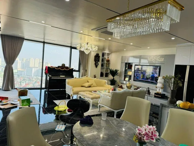 BÁN CĂN CHUNG CƯ TÒA RIANBOW VĂN QUÁN. 406M2 - TẦNG 27