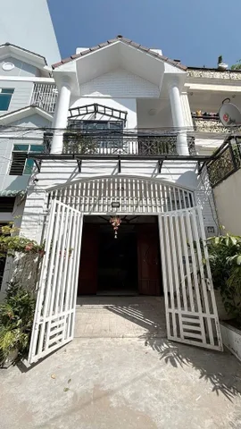 NHÀ ĐẸP, ĐƯỜNG XE HƠI,SÁT CỤC THUẾ,KHU PHỨC HỢP LACASA, 65M2, NGANG 5M, NHỈNH 9T